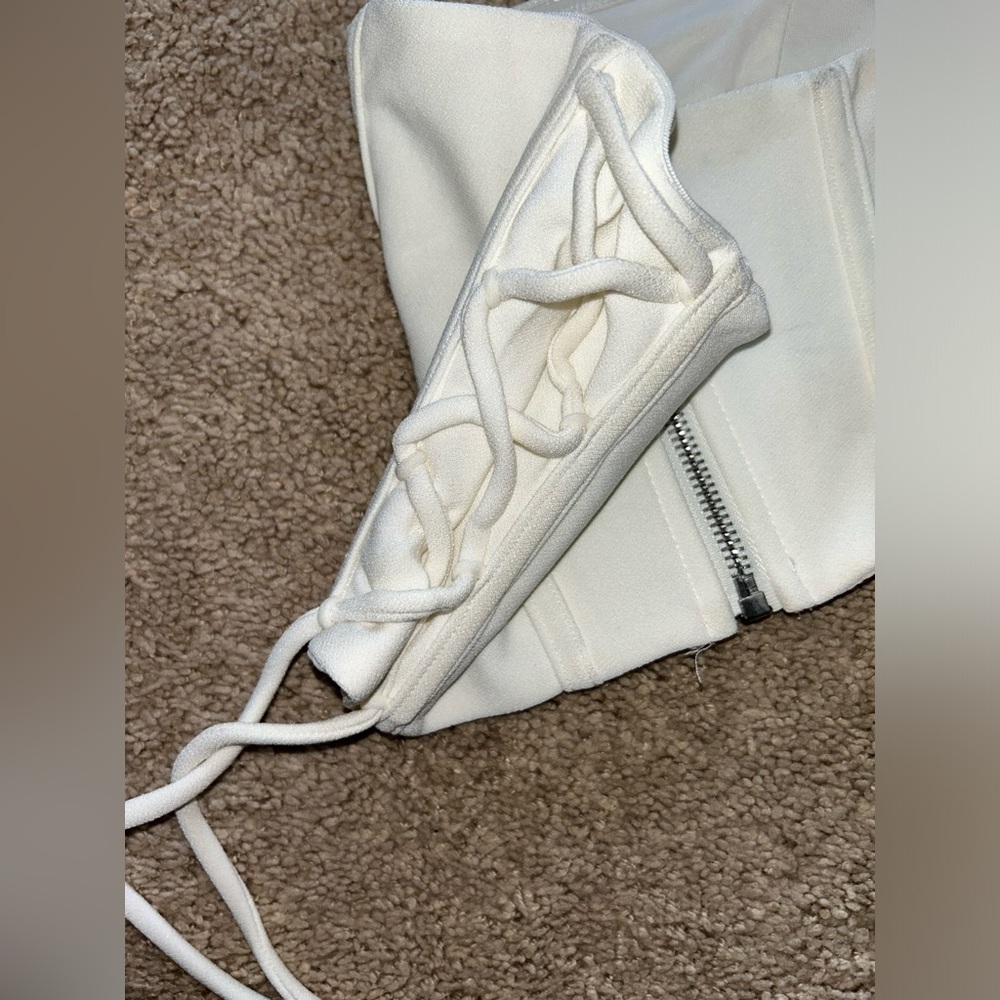 PRINCESS POLLY MYLOR STRAPLESS TOP WHITE - Picture 11 of 12